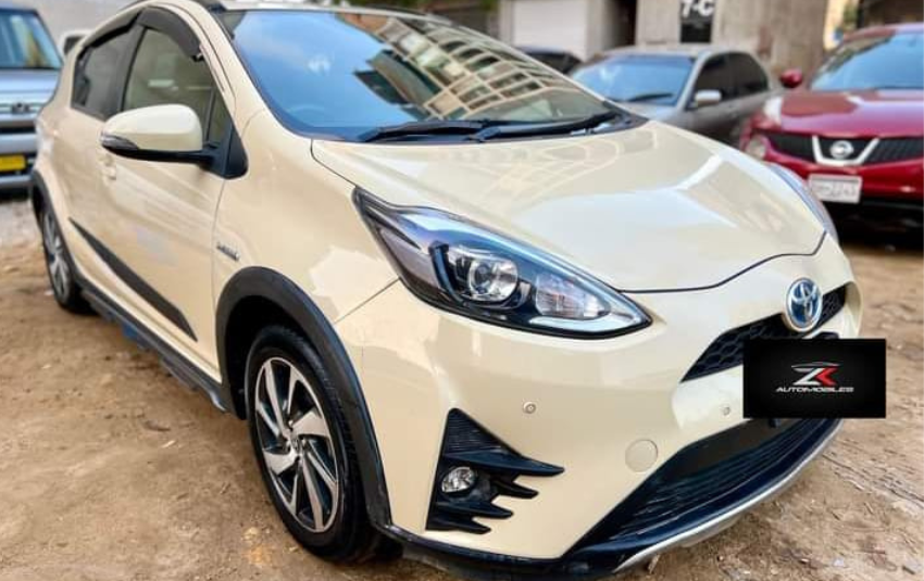 Toyota Aqua Crossover 2019