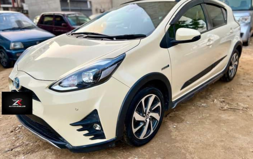 Toyota Aqua Crossover 2019