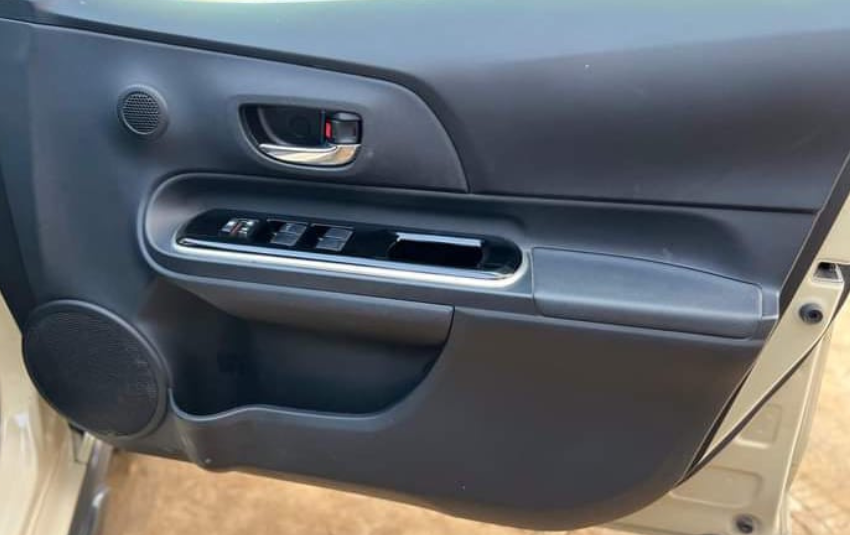 Toyota Aqua Crossover 2019