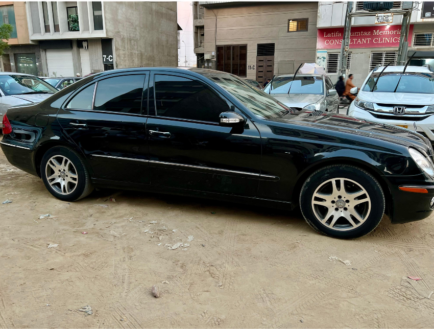 Mercedes Benz  E250