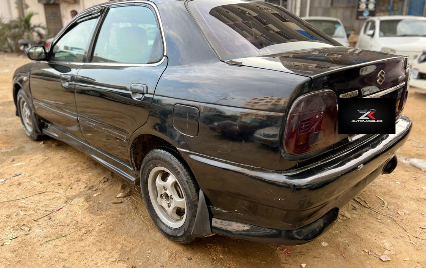 Suzuki Baleno jxr 2005