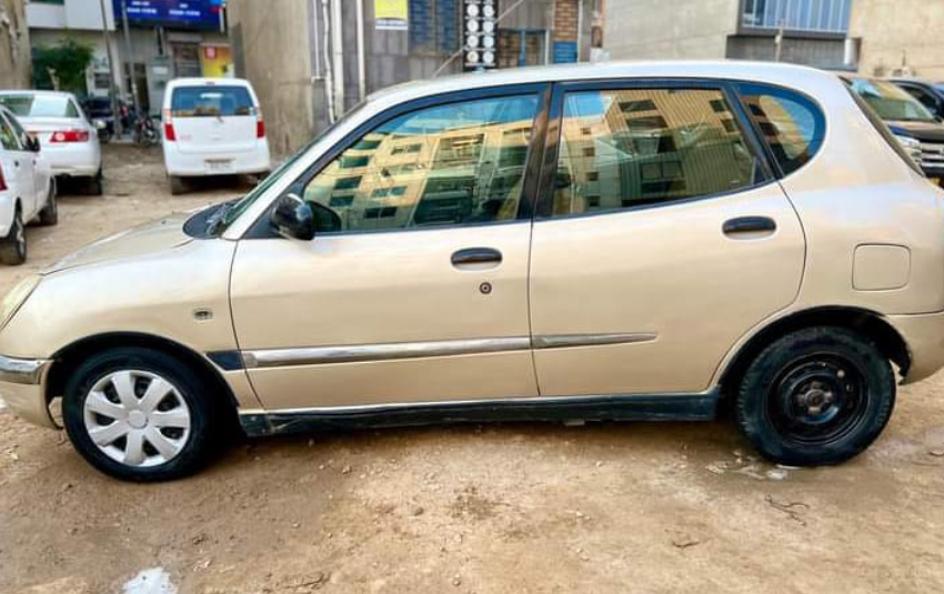 Toyota Duet 1999/06