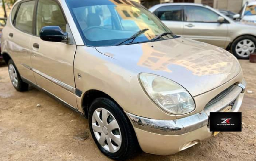 Toyota Duet 1999/06