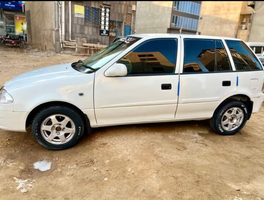 Suzuki Cultus vxri 2010/11