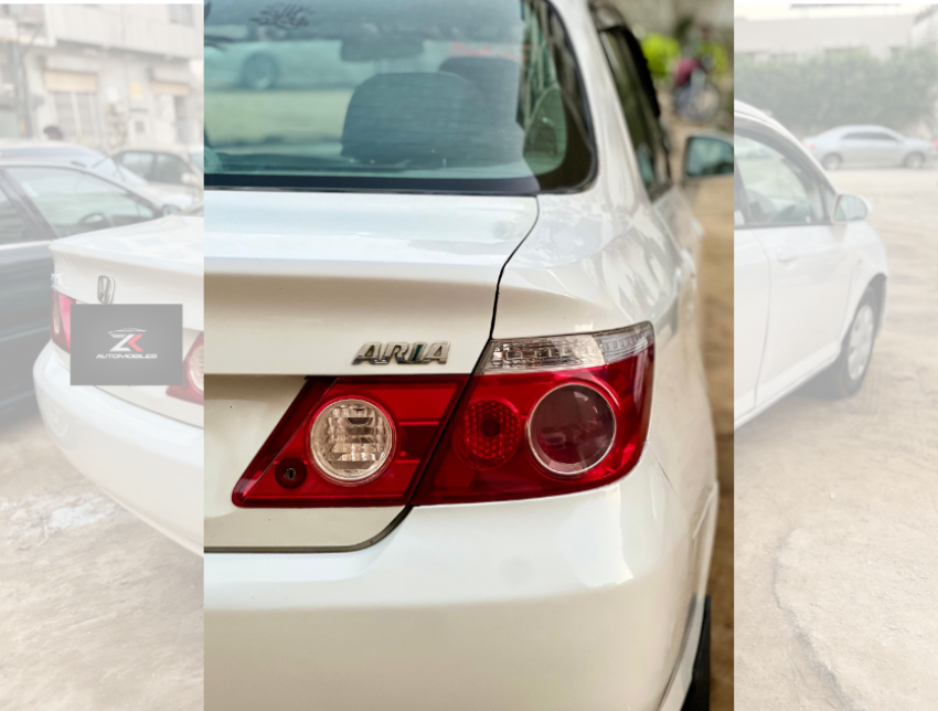 Honda Fit Aria 1.5 2006/12