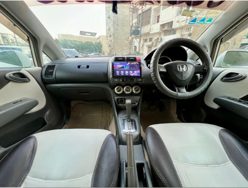 Honda Fit Aria 1.5 2006/12