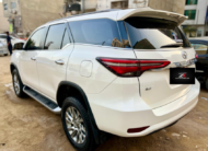 Toyota Fortuner V 2021/2022