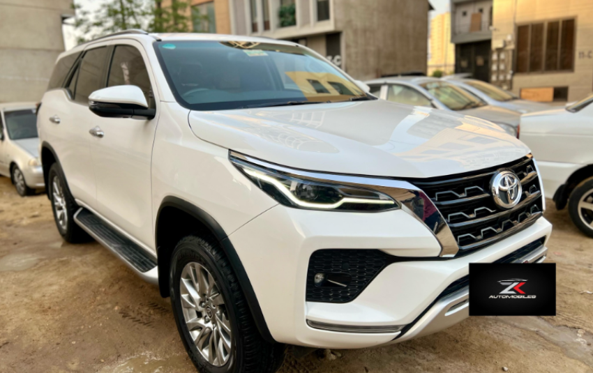 Toyota Fortuner V 2021/2022