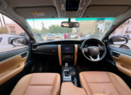 Toyota Fortuner V 2021/2022