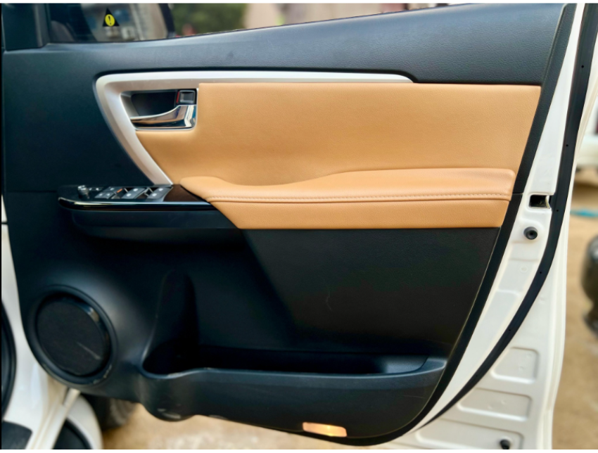 Toyota Fortuner V 2021/2022