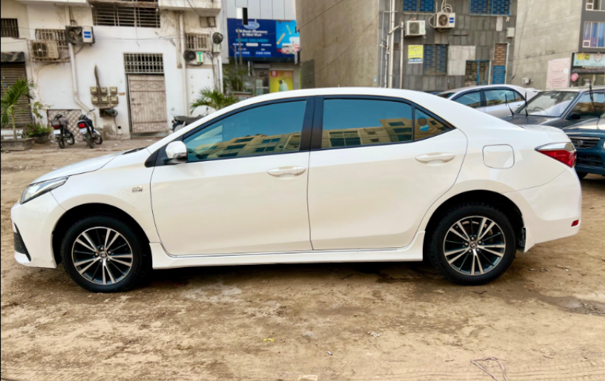 Toyota Corolla Altis