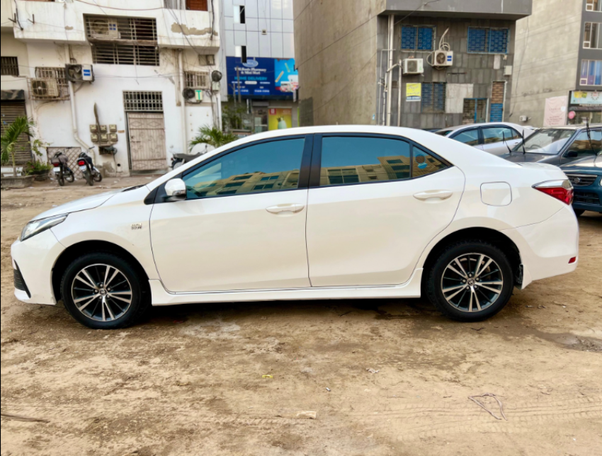 Toyota Corolla Altis