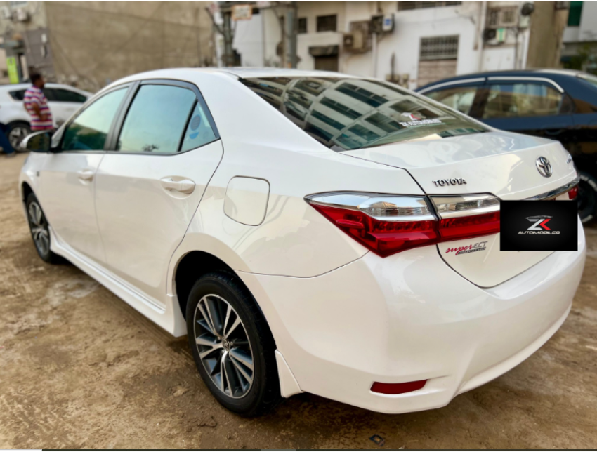 Toyota Corolla Altis