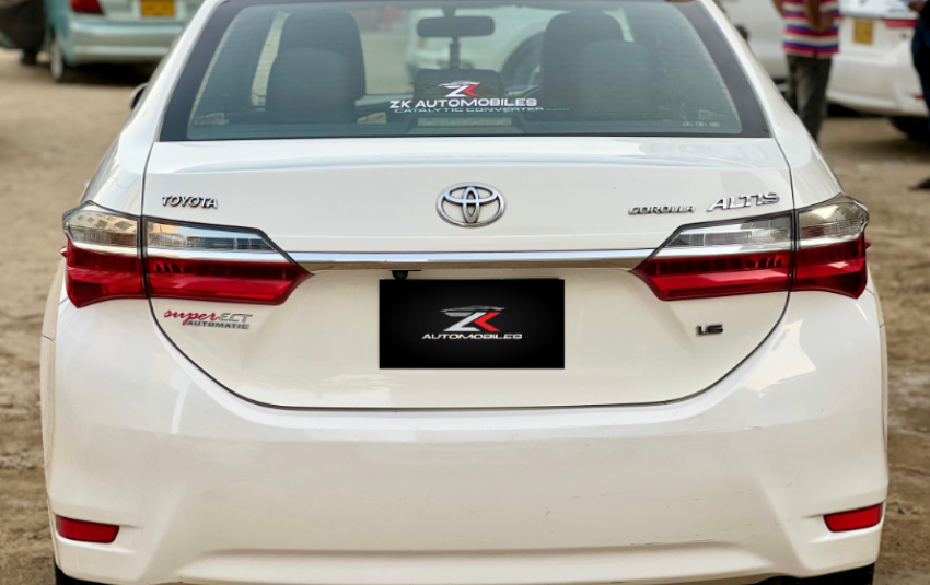 Toyota Corolla Altis