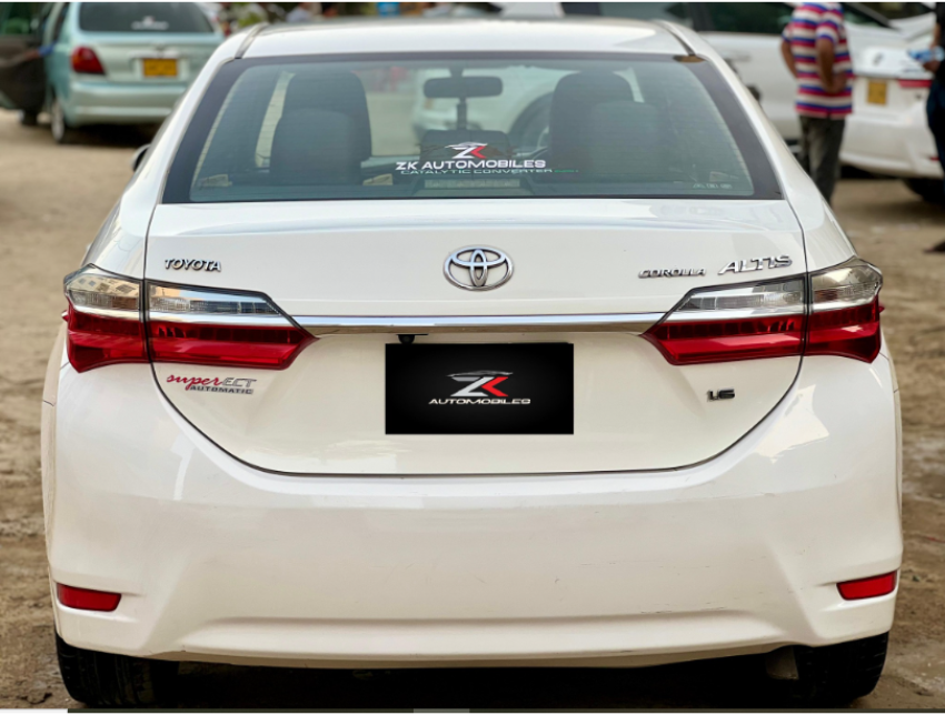 Toyota Corolla Altis
