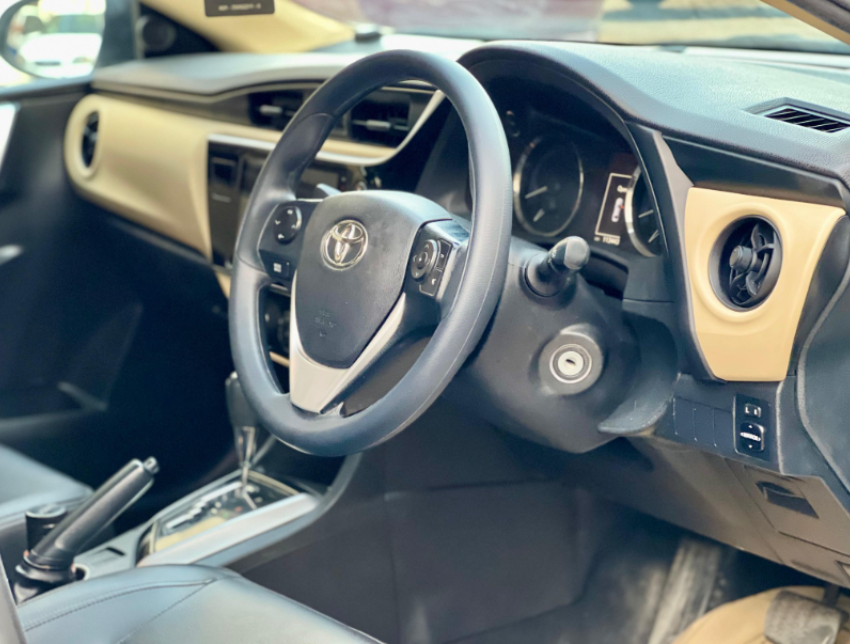 Toyota Corolla Altis