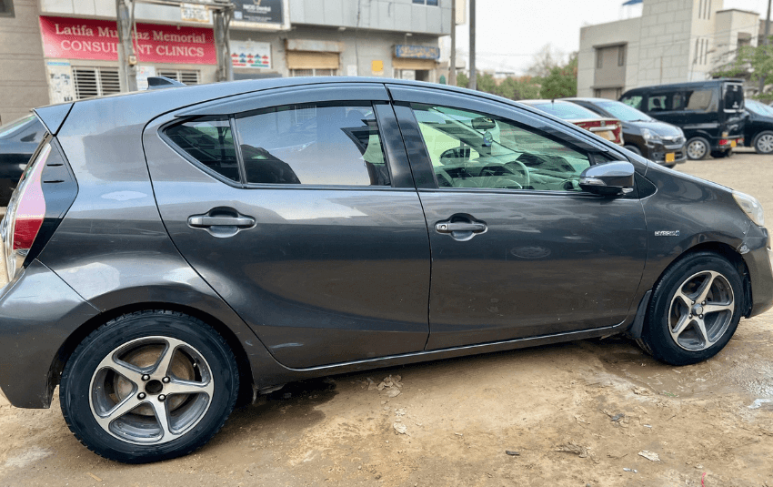 Toyota Aqua S Push 2015/18
