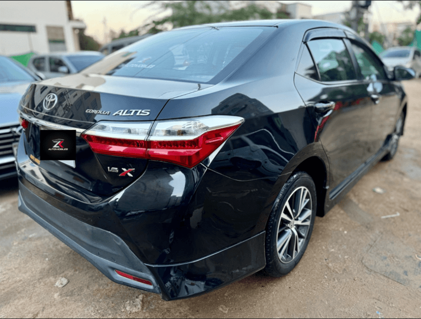 Toyota Corolla  Altis 1.6 X